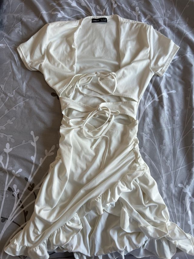 Vestido blanco volantes