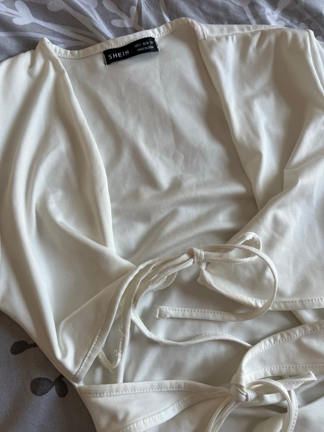 Vestido blanco volantes