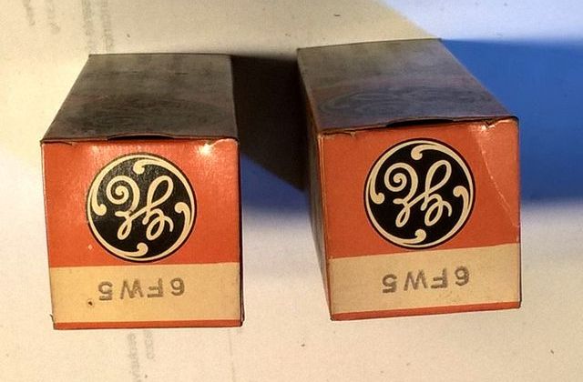 COPPIA DI VALVOLE NOS TIPO 6FW5 PER AMPLIFICATORE