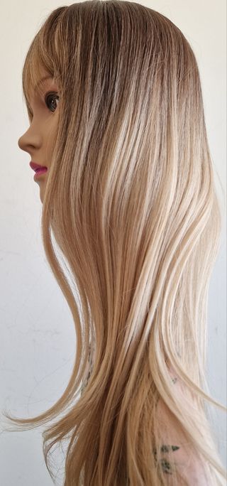 Pelucaa con flequillo degradada