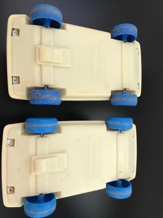 Dos furgonetas de policía Obertoys años 80