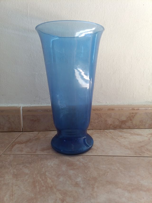 Jarrón azul marino