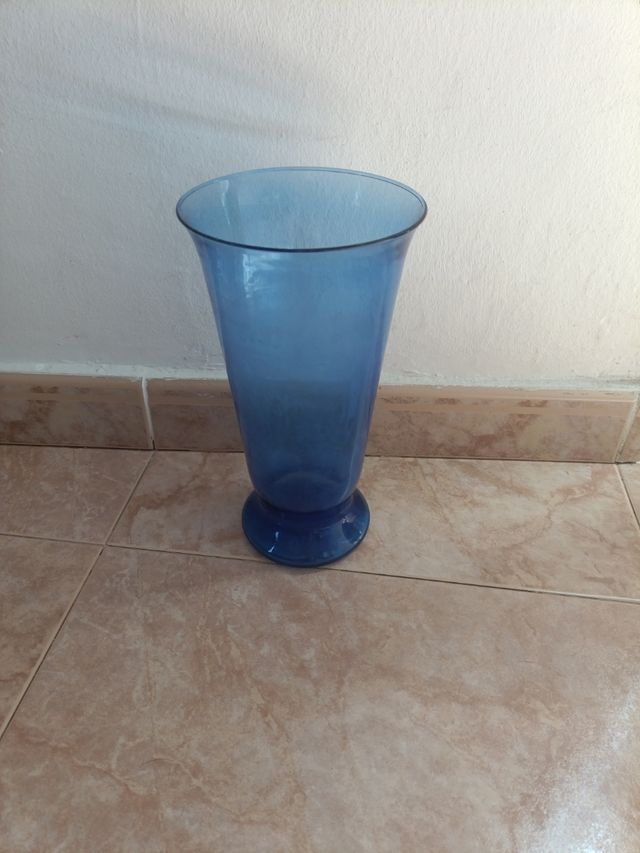 Jarrón azul marino