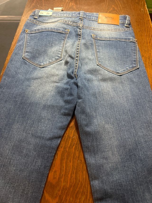 Patalon vaquero lefties  talla 36