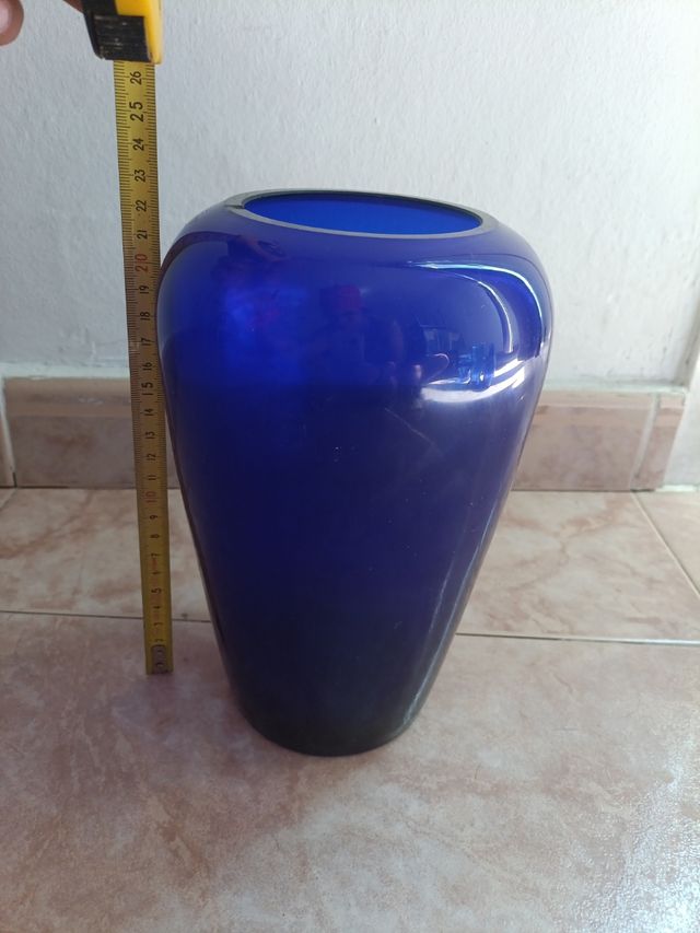 Jarrón azul marino