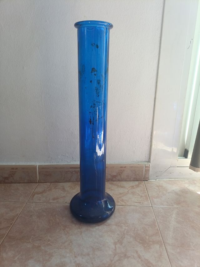 Jarrón azul marino