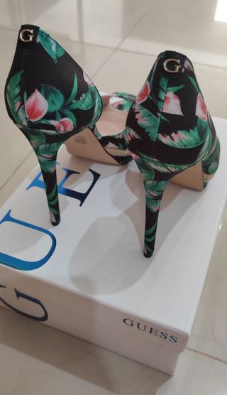 Zapatos Guess 