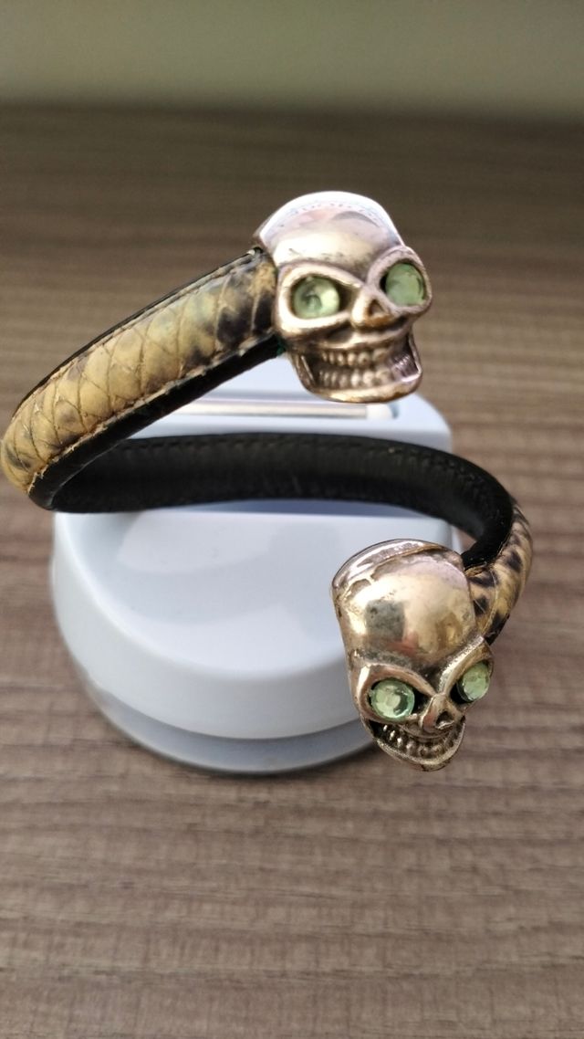 Pulsera calaveras