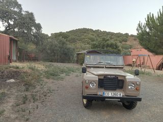 LAND ROVER SANTANA 1981