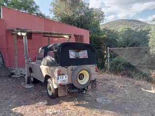 LAND ROVER SANTANA 1981