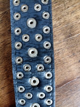 Bracciale con borchie