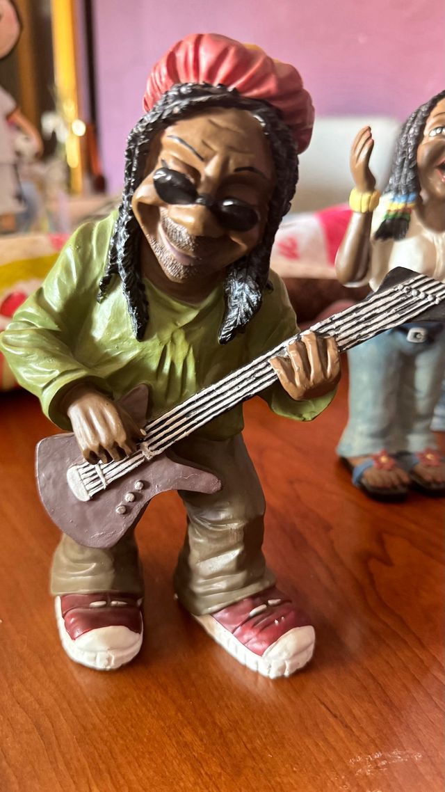 Figuras banda de musicos Reage