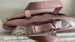 Maletin Portatil Guess 16 “