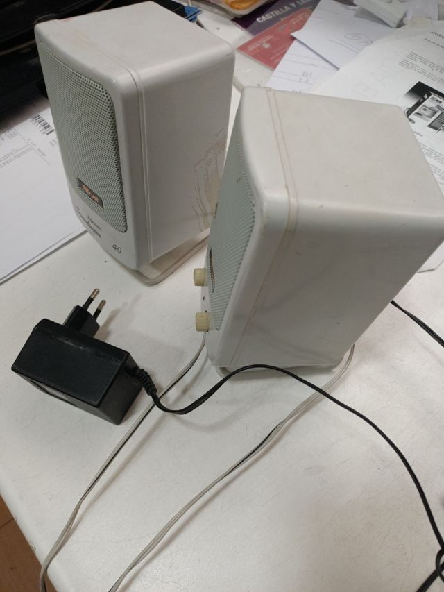 Altavoces ordenador