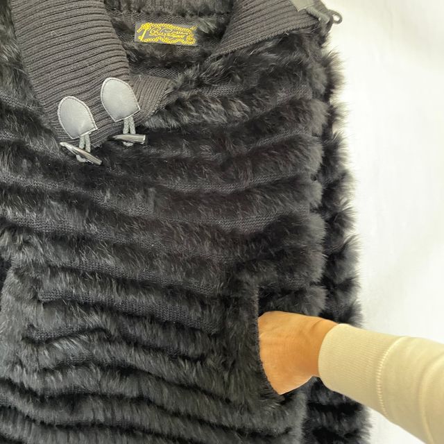 Blanco temour. preciosa capa de piel talla 40