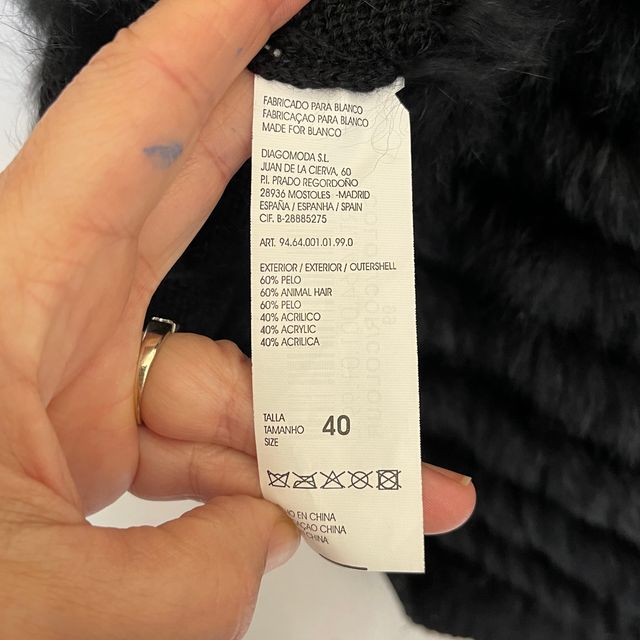 Blanco temour. preciosa capa de piel talla 40