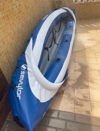 Kayak +2 remos + inchador