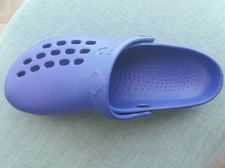 Zuecos nuevos  talla 41