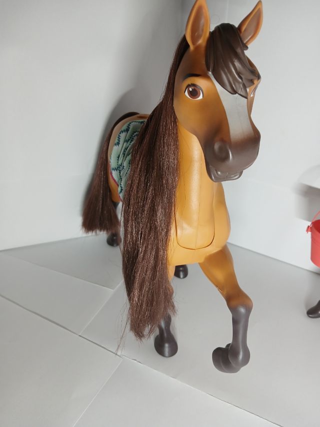 Spirit cavallo selvaggio interattivo e Lucky