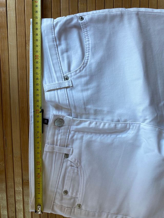 Pantalón elástico blanco de Caroll