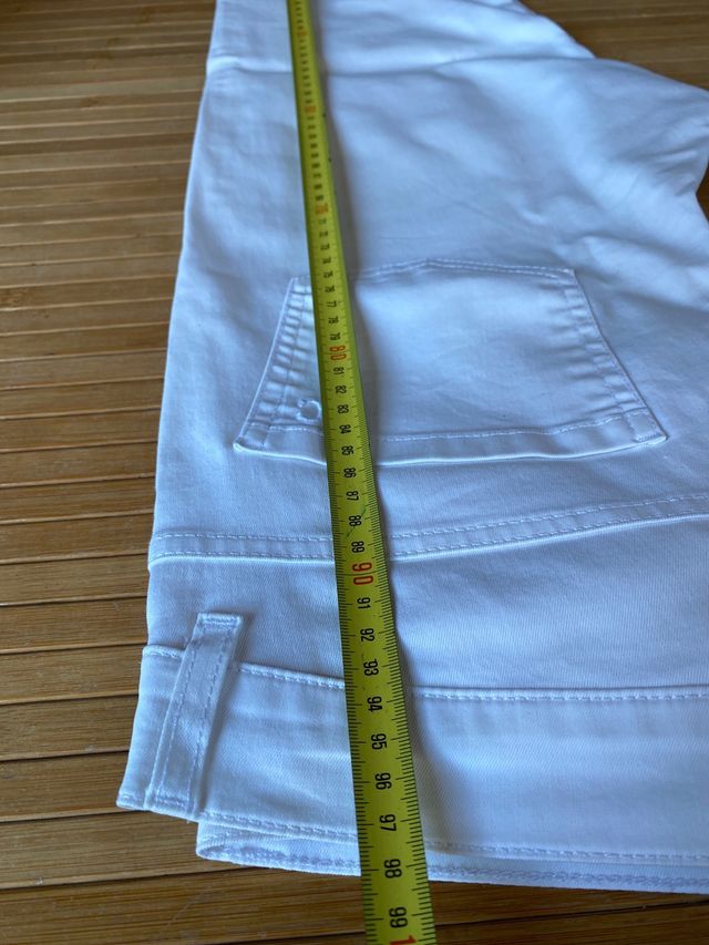 Pantalón elástico blanco de Caroll