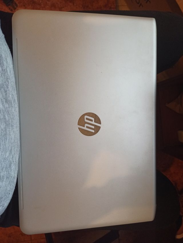 Vendo Hp parapeças + disco e memórias ram novas