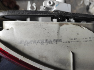 y_676 Piloto trasero derecho 7181293 Bmw Serie 1 (