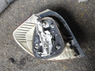 y_676 Piloto trasero derecho 7181293 Bmw Serie 1 (
