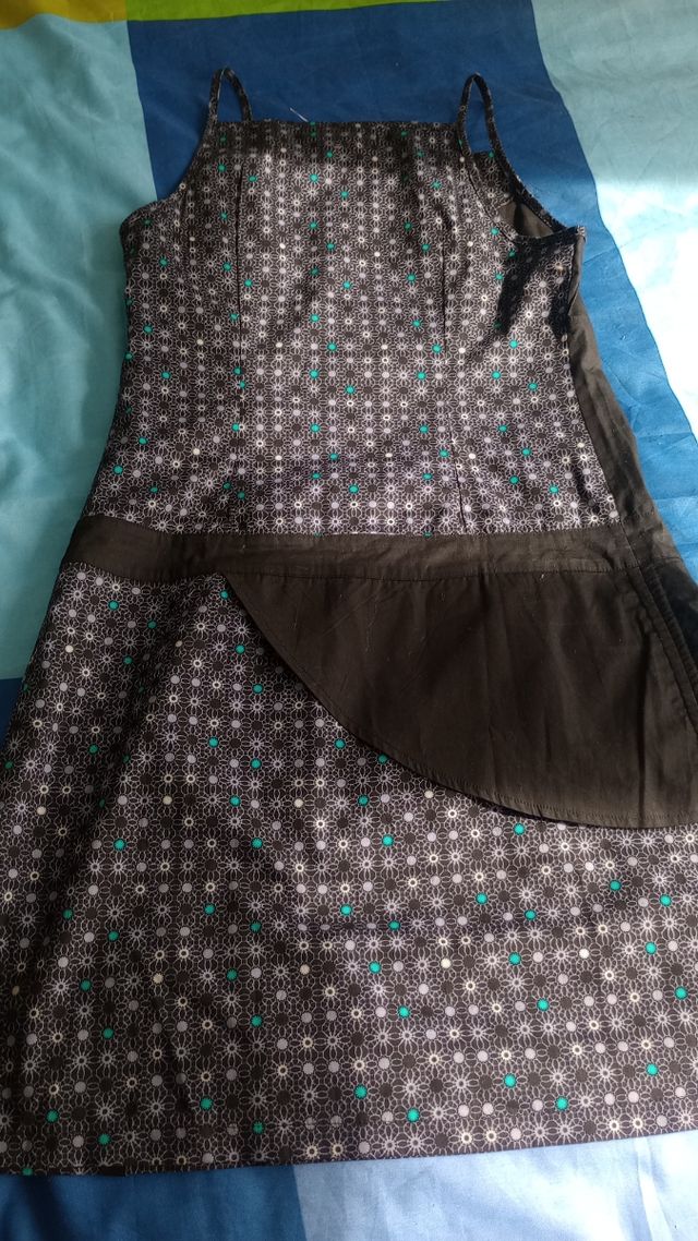 Vestido Zergatik talla 4 nuevo