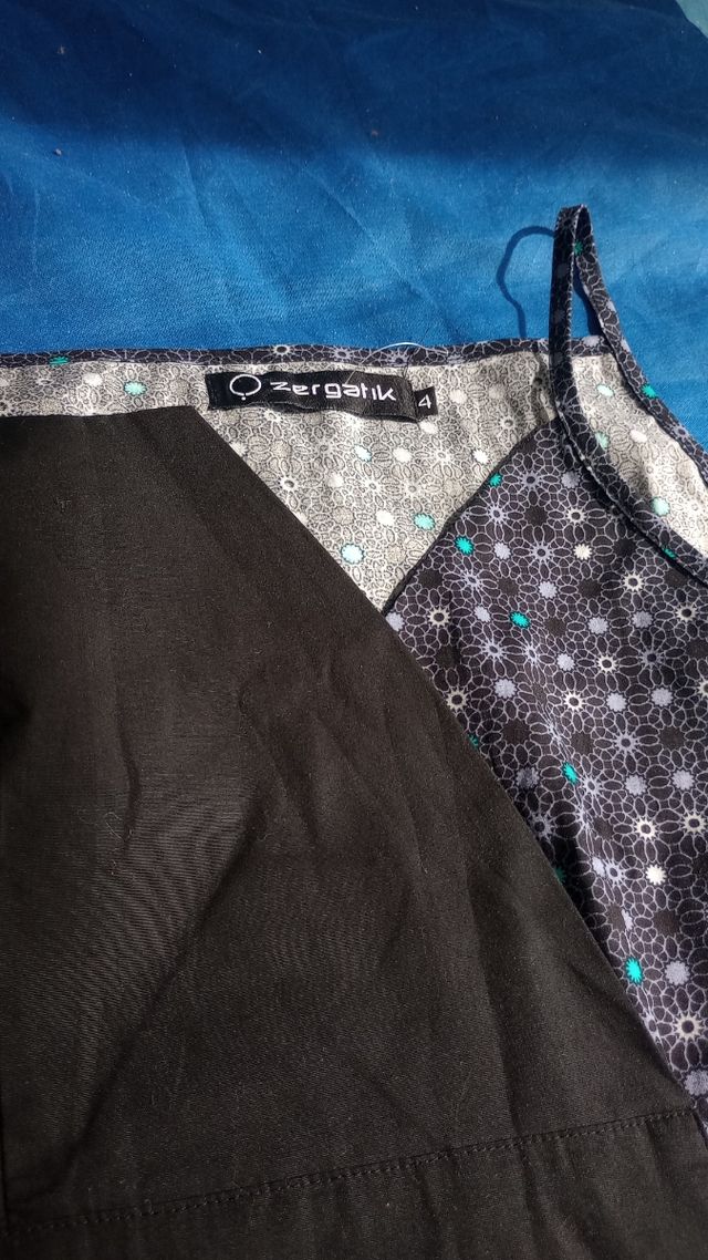 Vestido Zergatik talla 4 nuevo