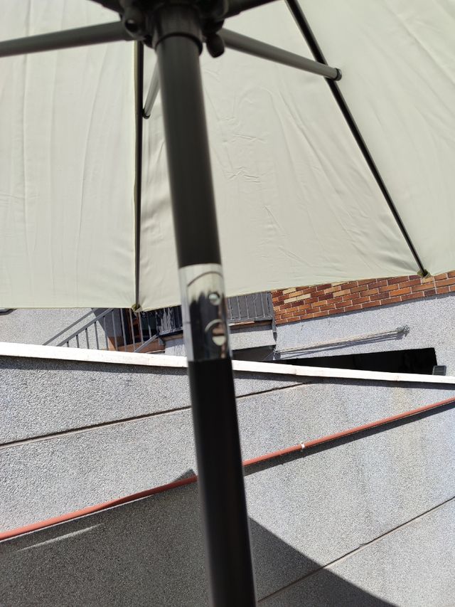 Sombrilla beige 8 piezas nueva