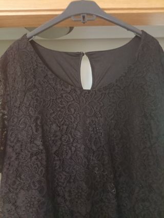 Vestido de encaje negro talla grande 