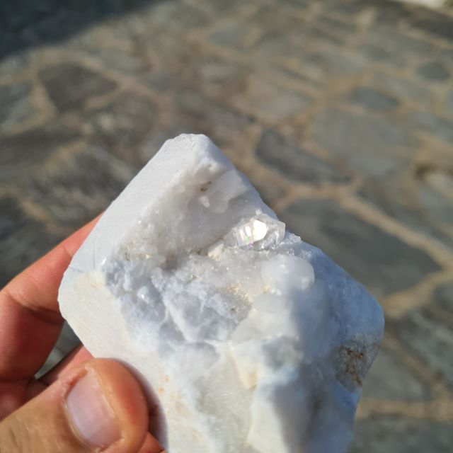 Minerali Quarzo Ialino Marmo Carrara