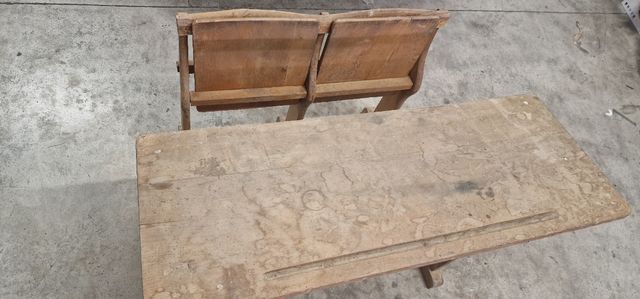 Pupitre antiguo de madera