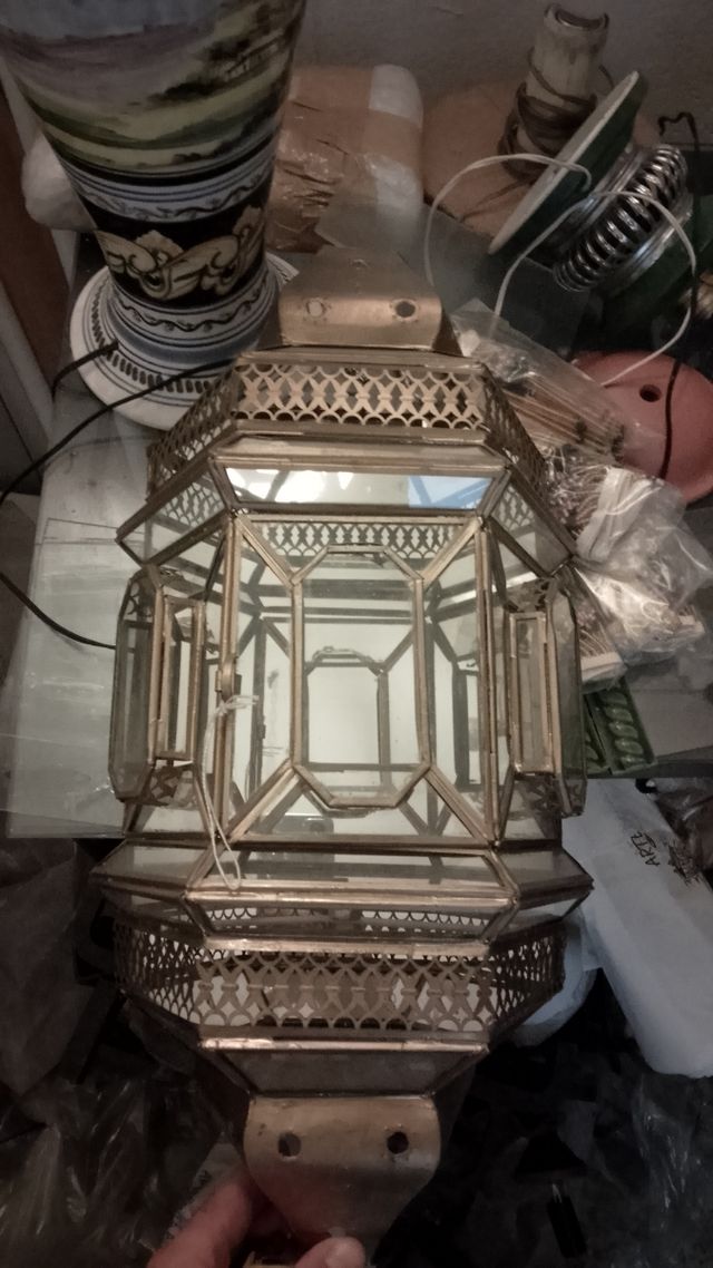 Aplique granadino latón