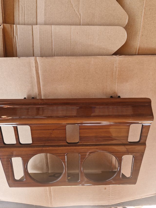 Moldura madera zebrano mercedes 300 w124