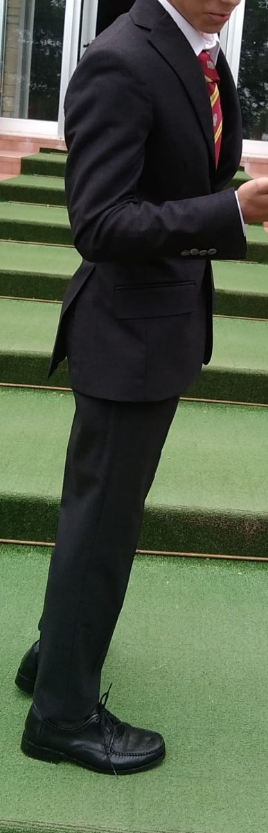 Divise scuola alberghiero Serramazzoni