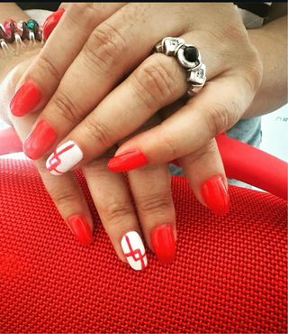 Manicura y pedicura a domicilio