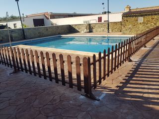 Vallas de madera tratada