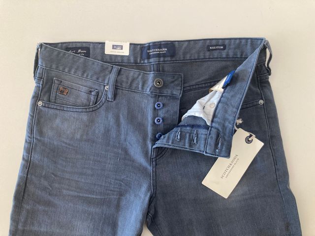 Scotch & Soda. Pantalón vaquero slim. W31 L32