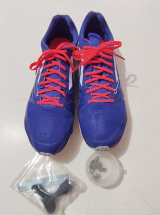 Zapatillas de clavos Adidas