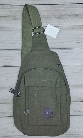 OFERTA! MOCHILA BANDOLERA LONA VERDE. NUEVA