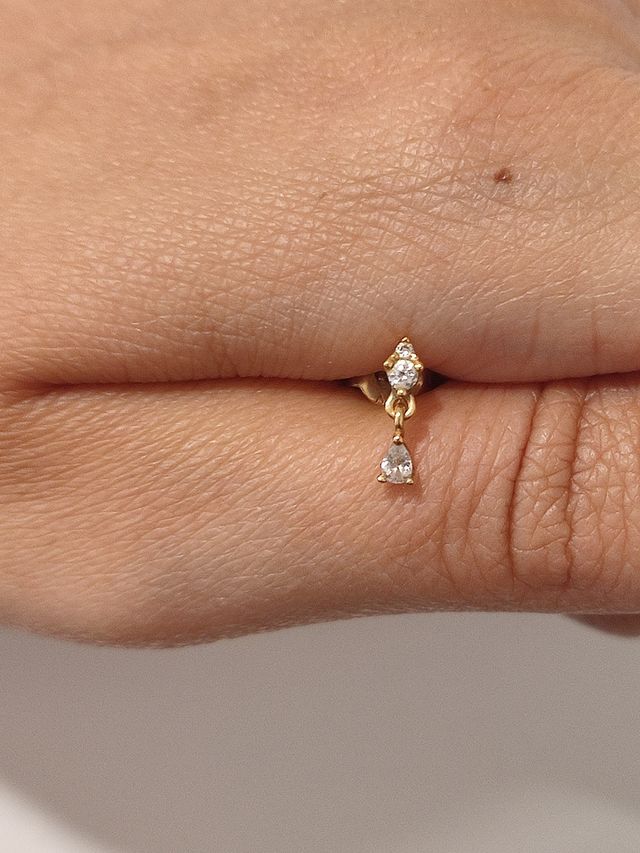 Pendiente dorado corconitas