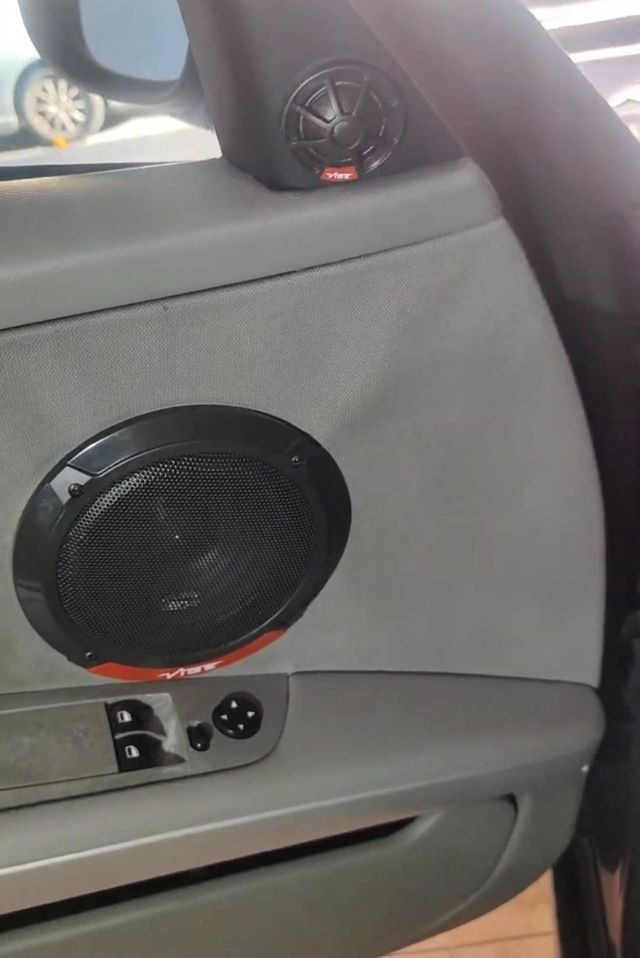 Instalación car audio