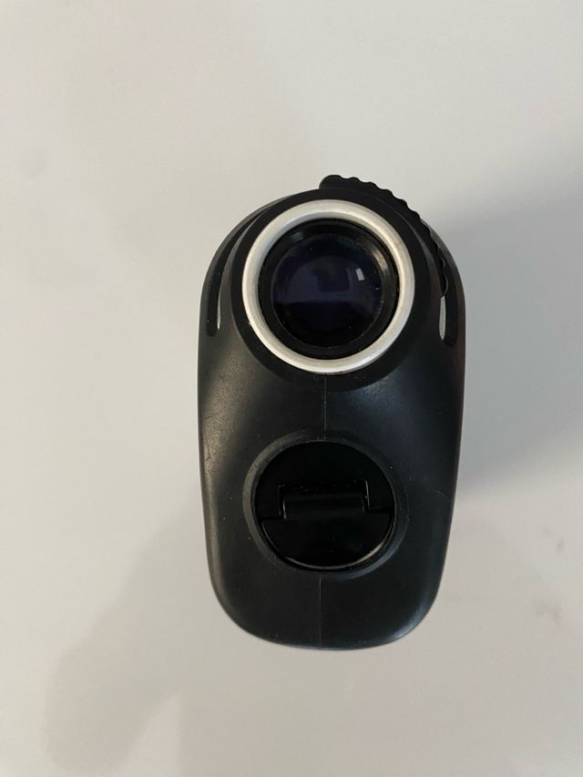 Bushnell Tour V4 golf telemetro 2 años garantia