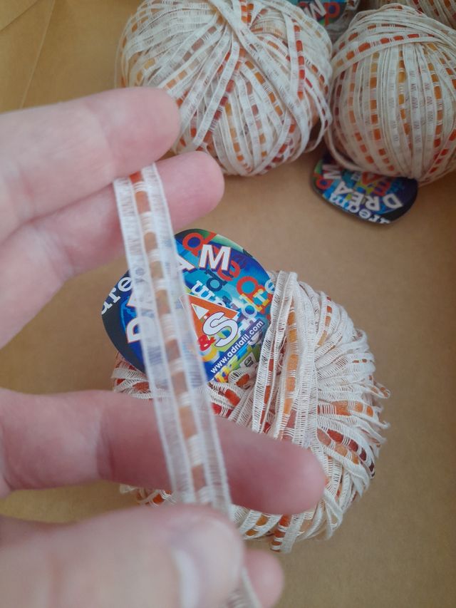 Gomitolo fettuccia cotone 