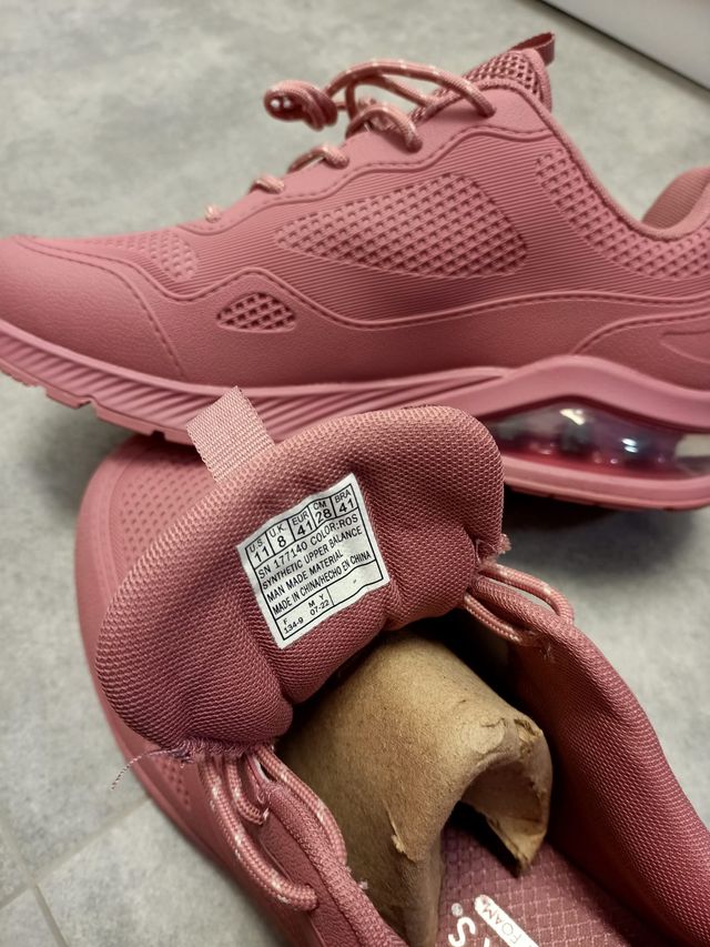 Sckechers Rosas Street Vacationer Talla 41