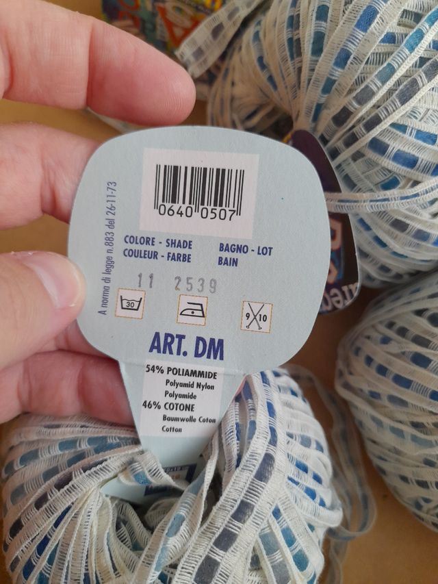 Gomitoli fettuccia cotone 