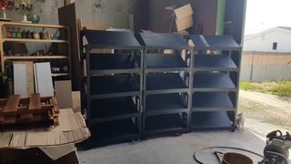 Estanterías fruteras y llanas de madera