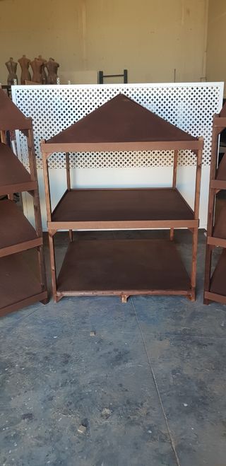 Estanterías fruteras y llanas de madera